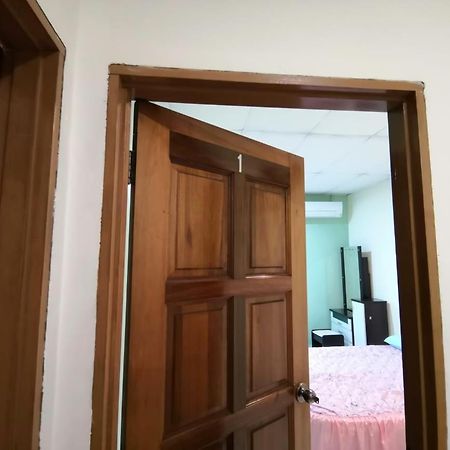 Cosy Homestay Ulu Tiram Exteriér fotografie