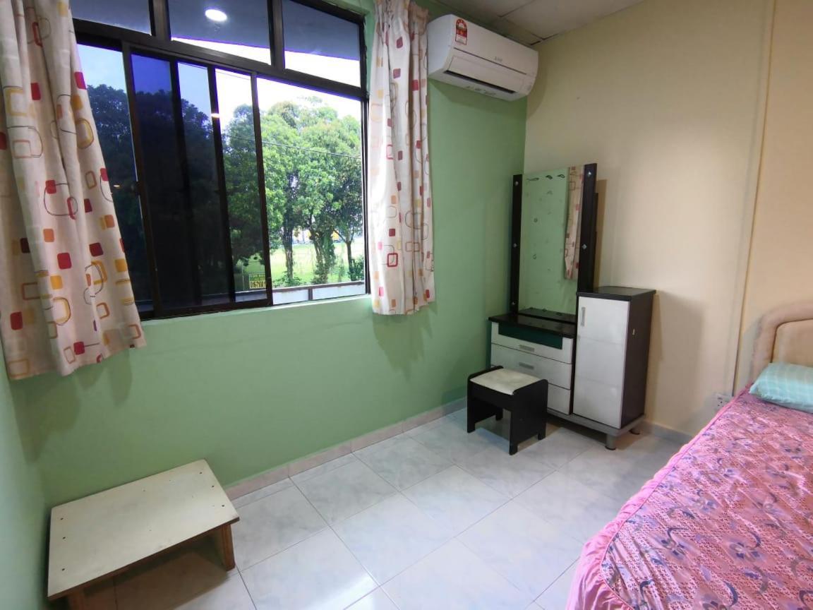 Cosy Homestay Ulu Tiram Exteriér fotografie